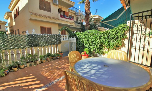 Resale - Townhouse -
Playa Flamenca