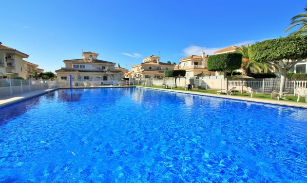 Resale - Townhouse -
Playa Flamenca