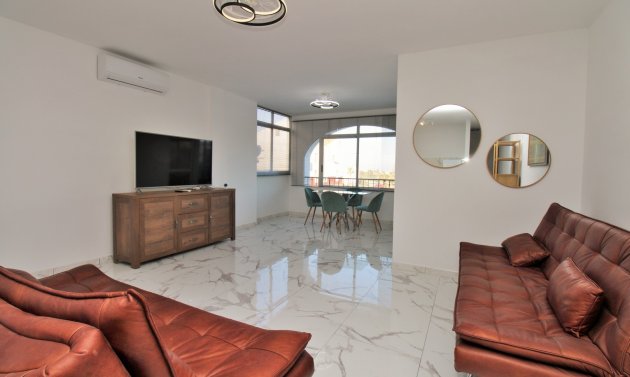 Resale - Apartment -
Villamartín - Villamartin