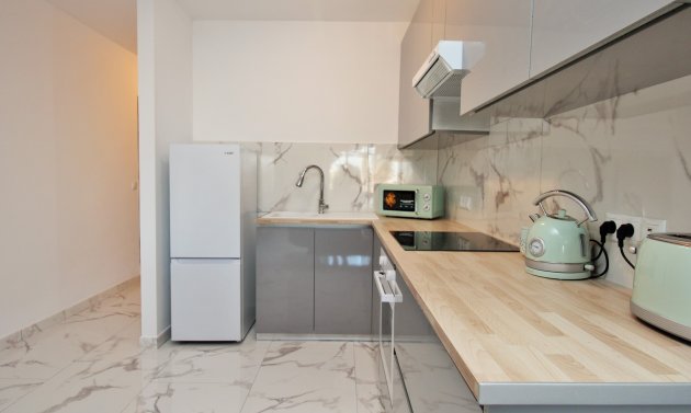 Resale - Apartment -
Villamartín - Villamartin