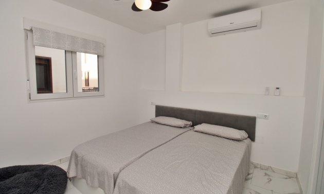 Resale - Apartment -
Villamartín - Villamartin