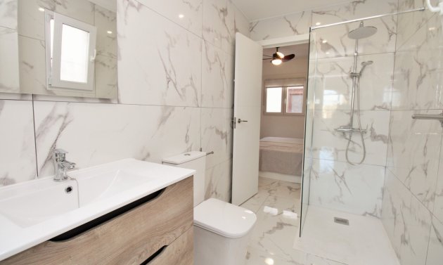 Resale - Apartment -
Villamartín - Villamartin