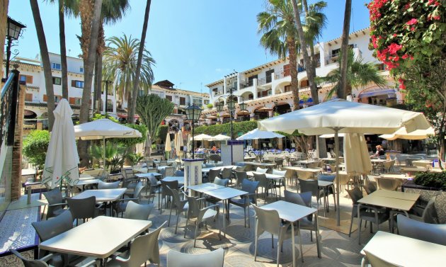 Resale - Apartment -
Villamartín - Villamartin