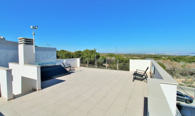 Återförsäljning - Villa -
Villamartín - Villamartin