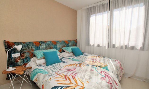 Resale - Villa -
Villamartín - Villamartin