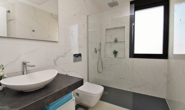 Resale - Villa -
Villamartín - Villamartin