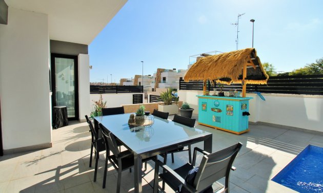Resale - Villa -
Villamartín - Villamartin
