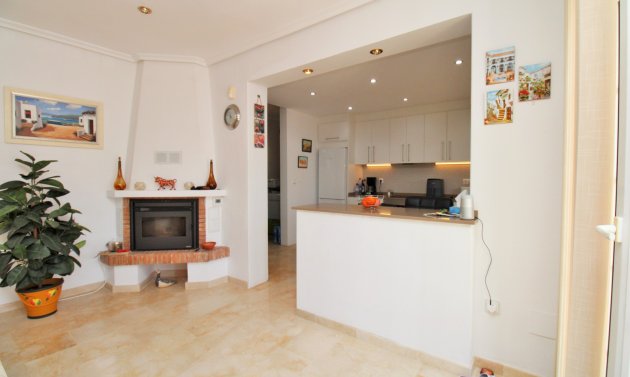Resale - Villa -
Villamartín - Los Dolses