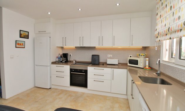 Resale - Villa -
Villamartín - Los Dolses