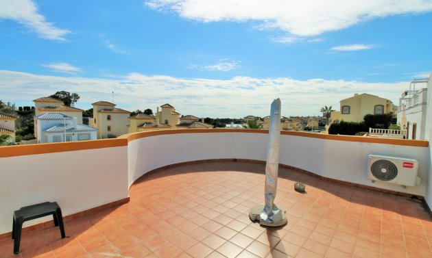 Resale - Villa -
Villamartín - Los Dolses