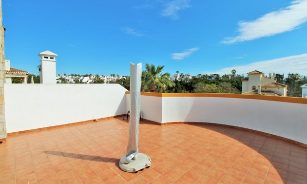Resale - Villa -
Villamartín - Los Dolses