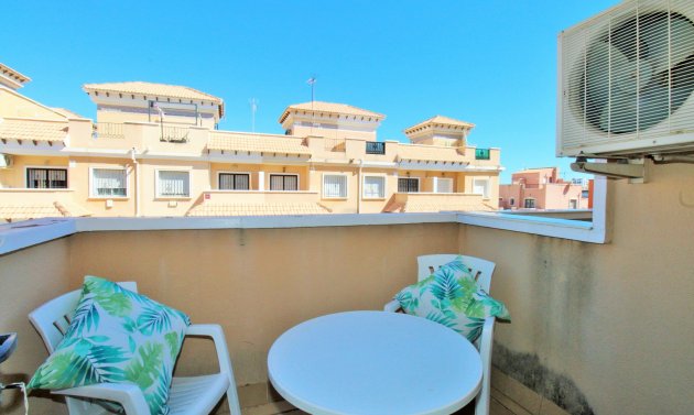 Resale - Townhouse -
Villamartín - Villamartin