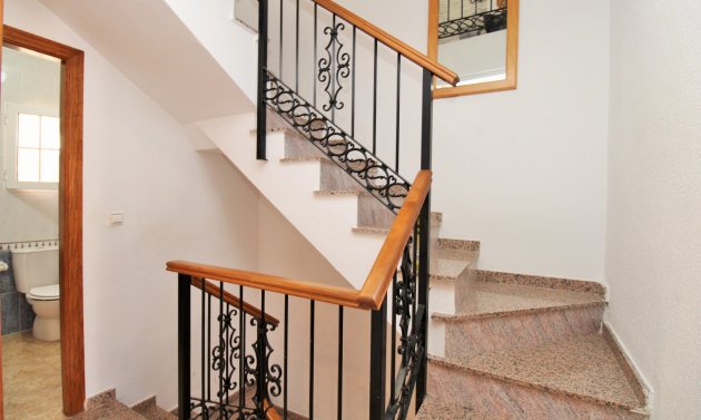 Resale - Townhouse -
Villamartín - Villamartin
