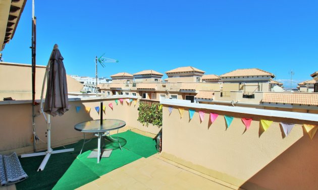 Resale - Townhouse -
Villamartín - Villamartin
