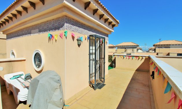 Resale - Townhouse -
Villamartín - Villamartin