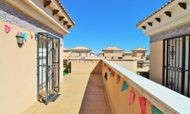 Resale - Townhouse -
Villamartín - Villamartin