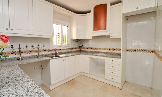 Resale - Apartment -
Playa Flamenca