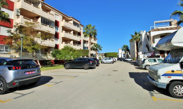 Resale - Apartment -
Playa Flamenca