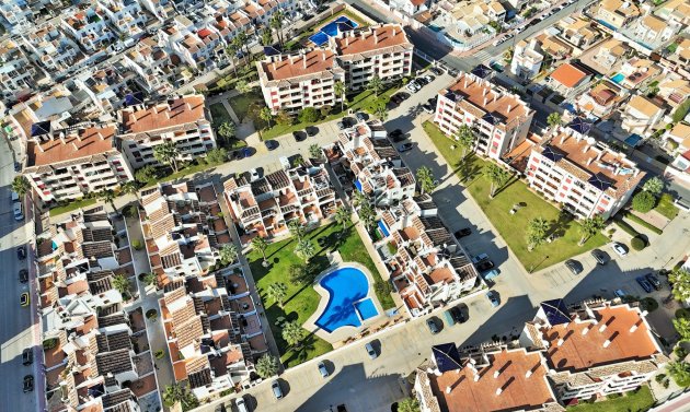 Resale - Apartment -
Playa Flamenca