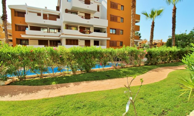 Resale - Apartment -
Punta Prima
