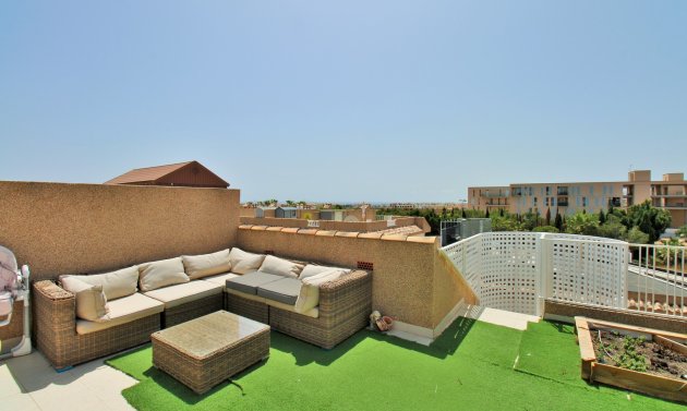 Resale - Apartment -
Villamartín - PAU 8