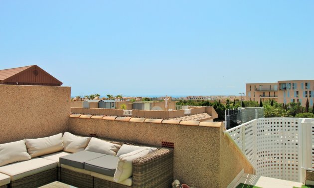 Resale - Apartment -
Villamartín - PAU 8
