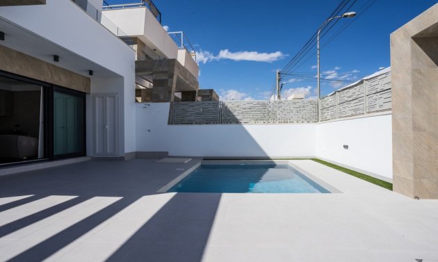 New Build - Villa -
San Miguel de Salinas - Blue Lagoon