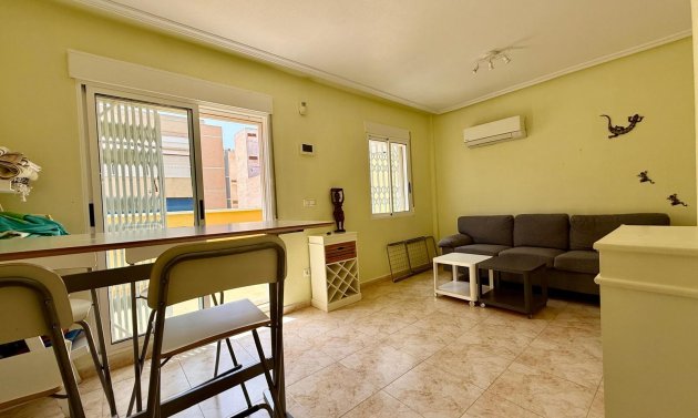 Resale - Apartment -
Torrevieja