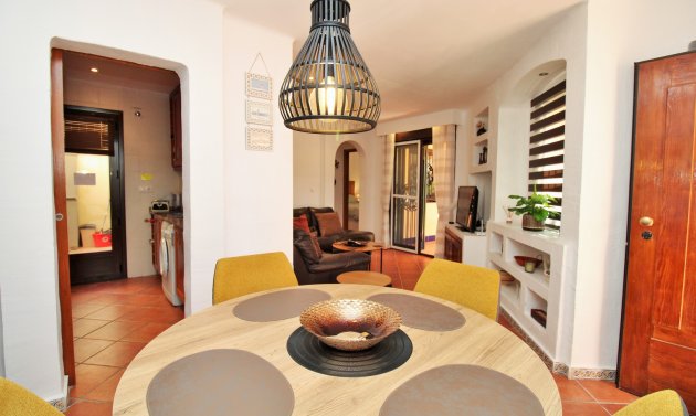 Resale - Apartment -
Punta Prima