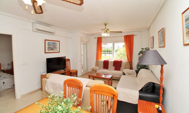 Resale - Apartment -
Villamartín - Las Violetas