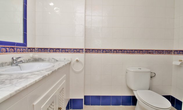 Resale - Apartment -
Villamartín - Las Violetas