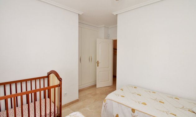 Resale - Apartment -
Villamartín - Las Violetas