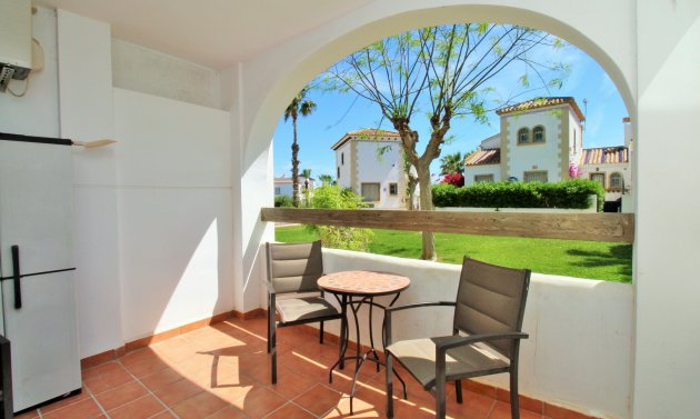 Resale - Apartment -
Villamartín - Las Violetas