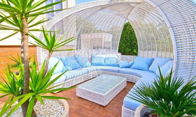 Resale - Villa -
Torrevieja - La Mata