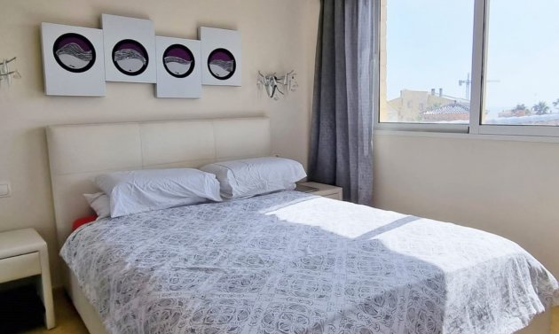 Resale - Villa -
Torrevieja - La Mata