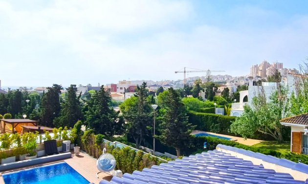 Resale - Villa -
Torrevieja - La Mata