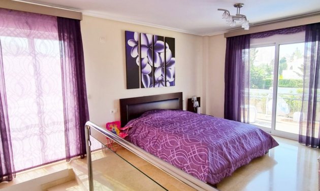Resale - Villa -
Torrevieja - La Mata