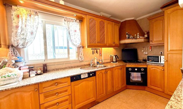 Resale - Villa -
Villamartín - Villamartin