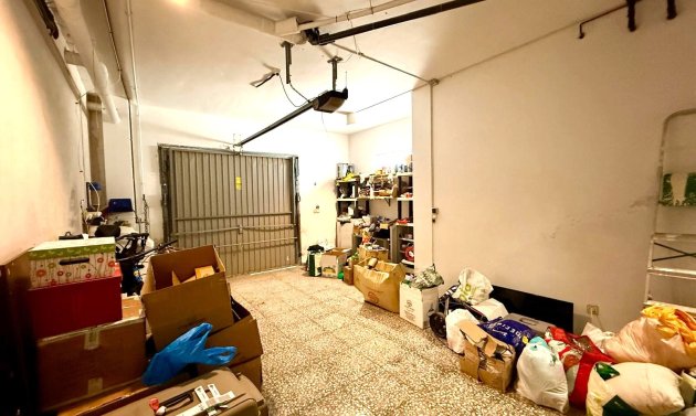 Resale - Villa -
Villamartín - Villamartin