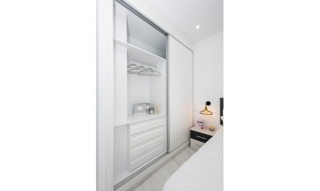 Obra nueva - Apartamento -
Jacarilla - pueblo