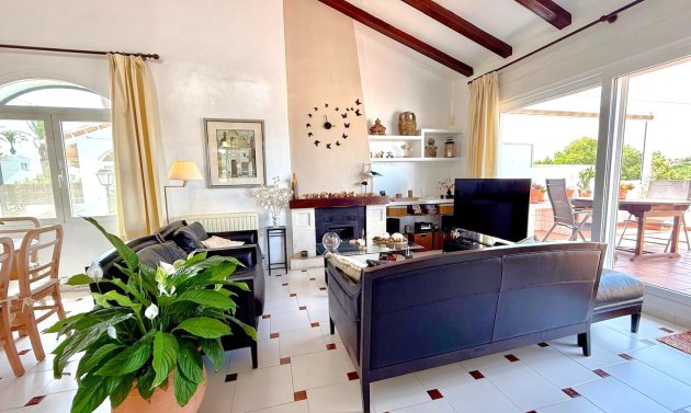 Resale - Villa -
Villamartín - Villamartin