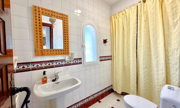 Resale - Villa -
Villamartín - Villamartin