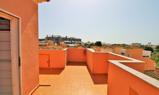 Återförsäljning - Radhus -
Playa Flamenca