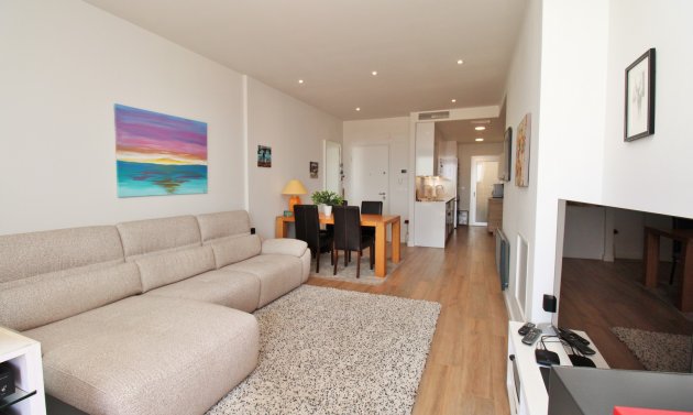Resale - Apartment -
Villamartín - Los Dolses