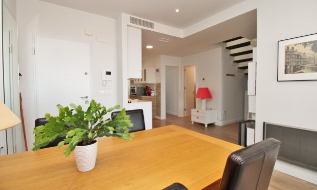 Resale - Apartment -
Villamartín - Los Dolses
