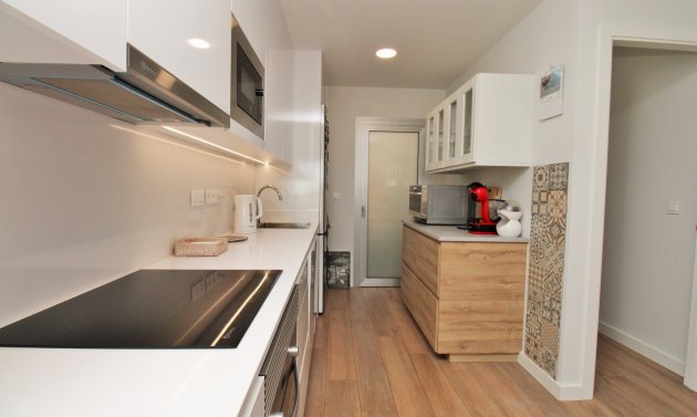 Resale - Apartment -
Villamartín - Los Dolses