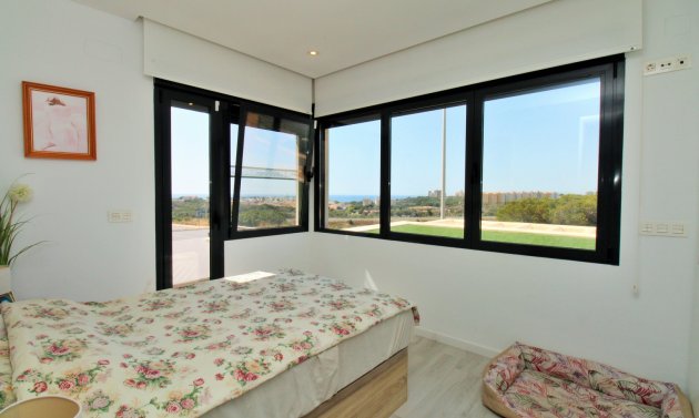 Wiederverkauf - Villa -
Cabo Roig