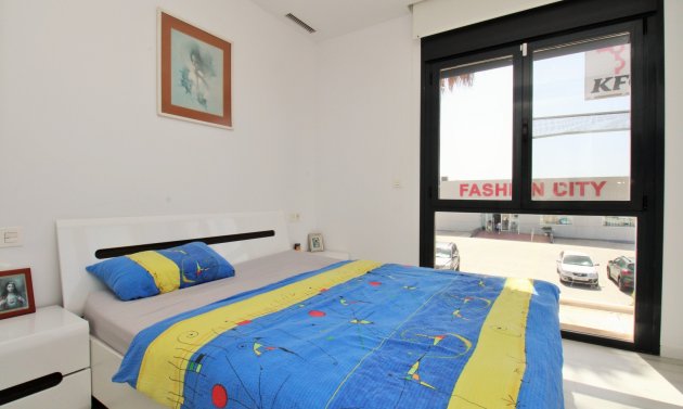 Wiederverkauf - Villa -
Cabo Roig