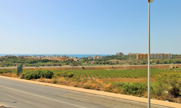 Wiederverkauf - Villa -
Cabo Roig