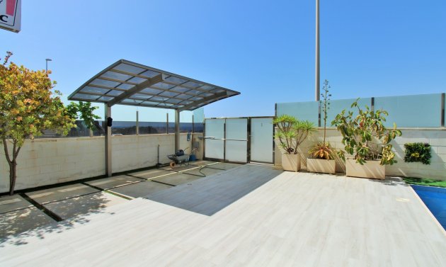 Wiederverkauf - Villa -
Cabo Roig